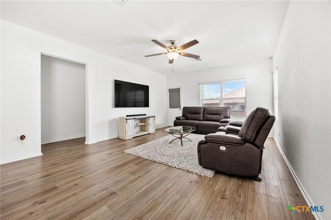 Building Photo - 141 Rowdy Yates Wy