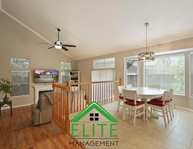 Building Photo - Spacious 4-Bedroom, 3-Bath Home in Desirab...
