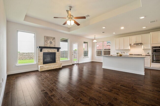 Building Photo - 3904 Driftwood Ln