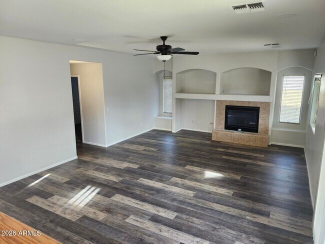 Building Photo - 5705 Castano Dr