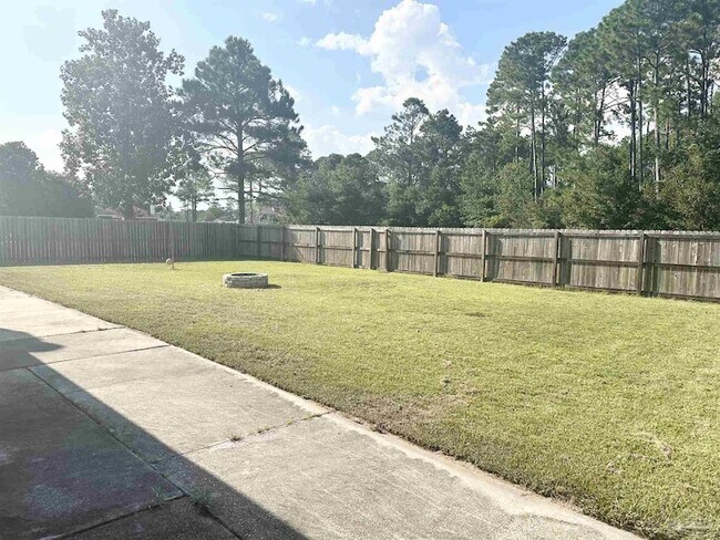 Building Photo - 7372 Peterson Ln