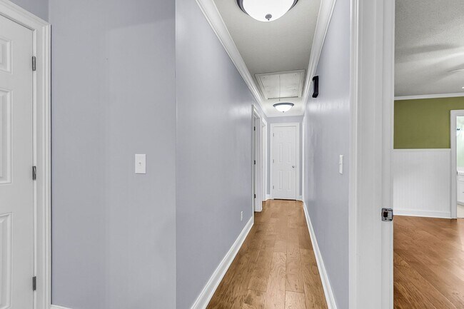 Building Photo - Charming Updated Home with Designer Kitche...