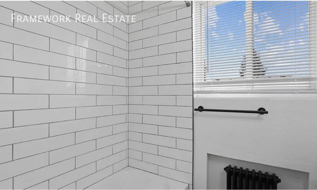 Building Photo - 1524 Wabash St