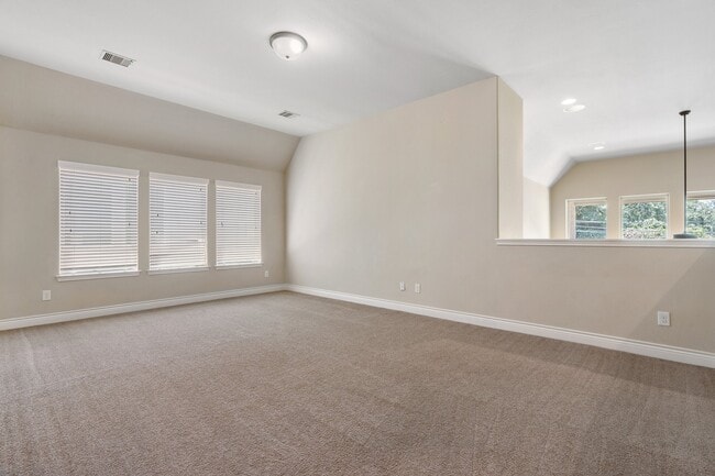 Building Photo - 138 Meadow Run Dr
