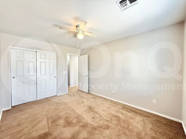 Building Photo - 3690 E Janelle Ct