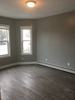 Building Photo - 424 Bowdoin St