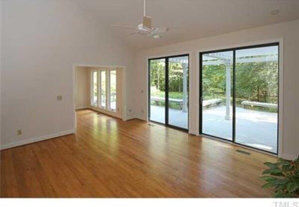 Building Photo - 7015 Knotty Pine Dr