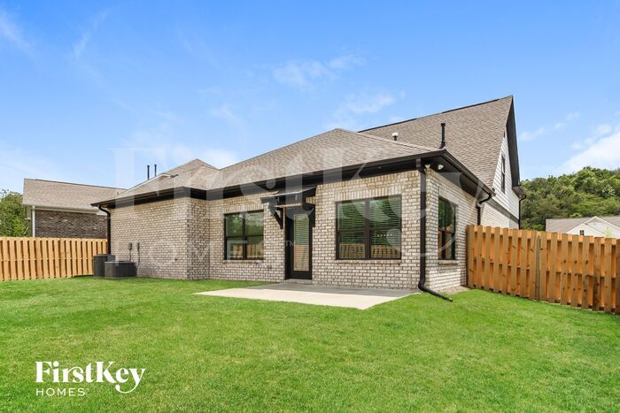 Building Photo - 1433 Woodridge Pl