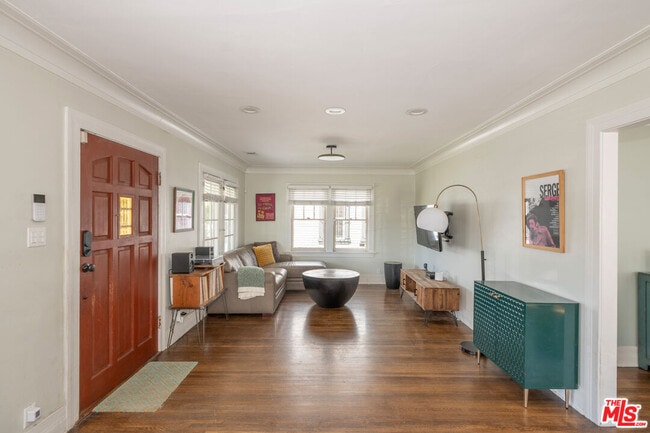 Building Photo - 5742 6th Ave