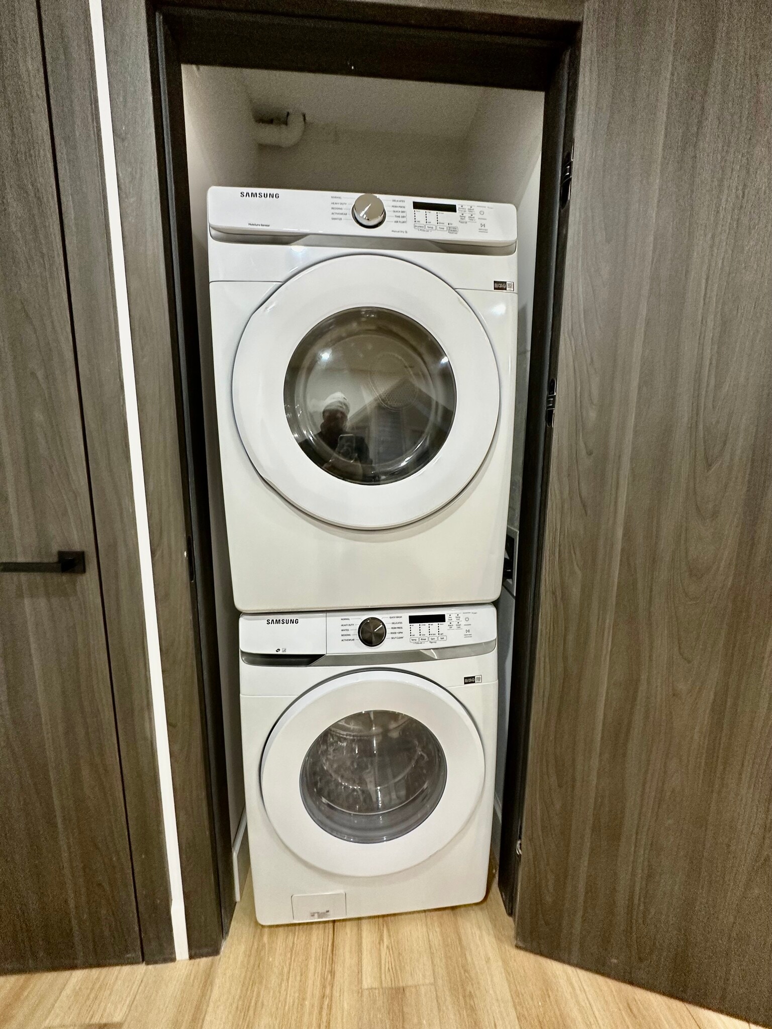 Laundry In Unit - 100 Mount Pleasant Ave