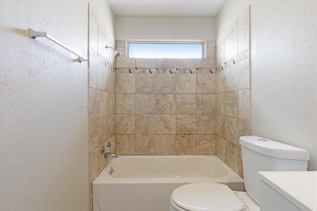 Building Photo - 10254 Bridgeland Ln