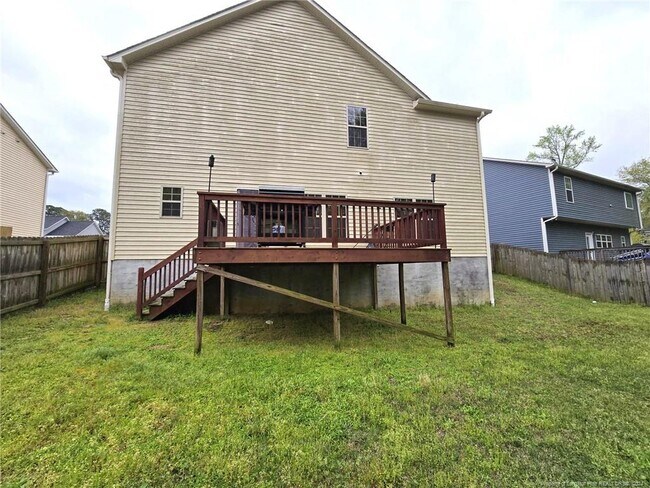Building Photo - 2278 Lakewell Cir