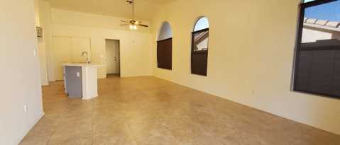 Building Photo - 121 S Longmore St