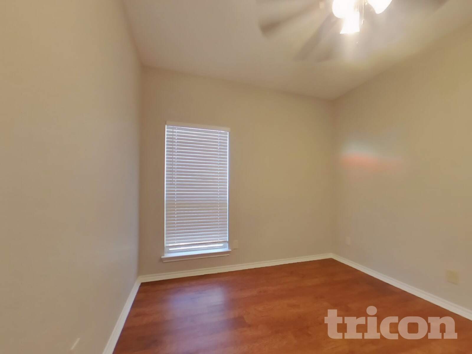 Building Photo - 3729 Summersville Ln