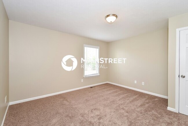Building Photo - 3 Bedroom Pet-Friendly Home in Louisville,...