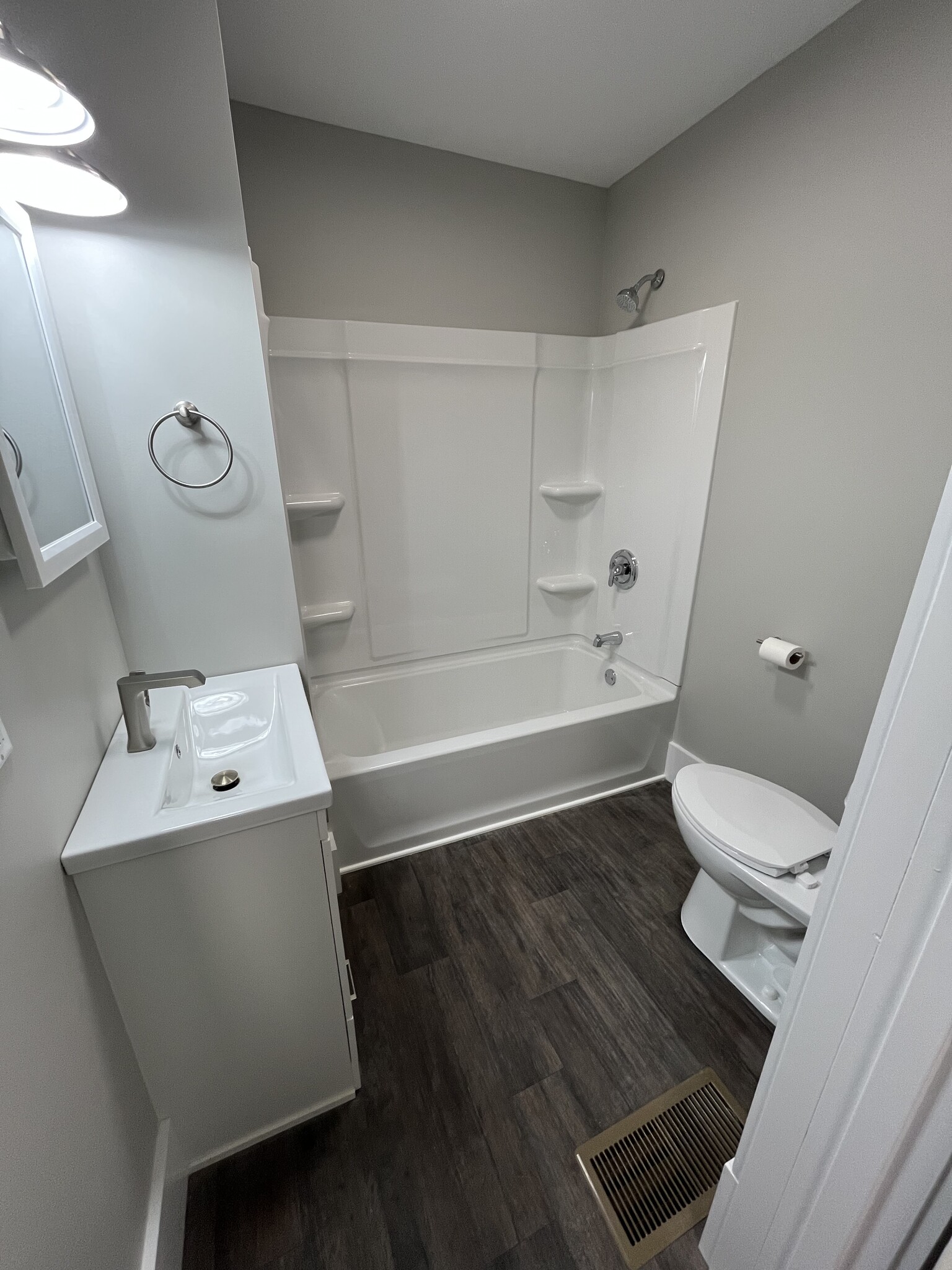 Building Photo - 14044 Strawn Rd