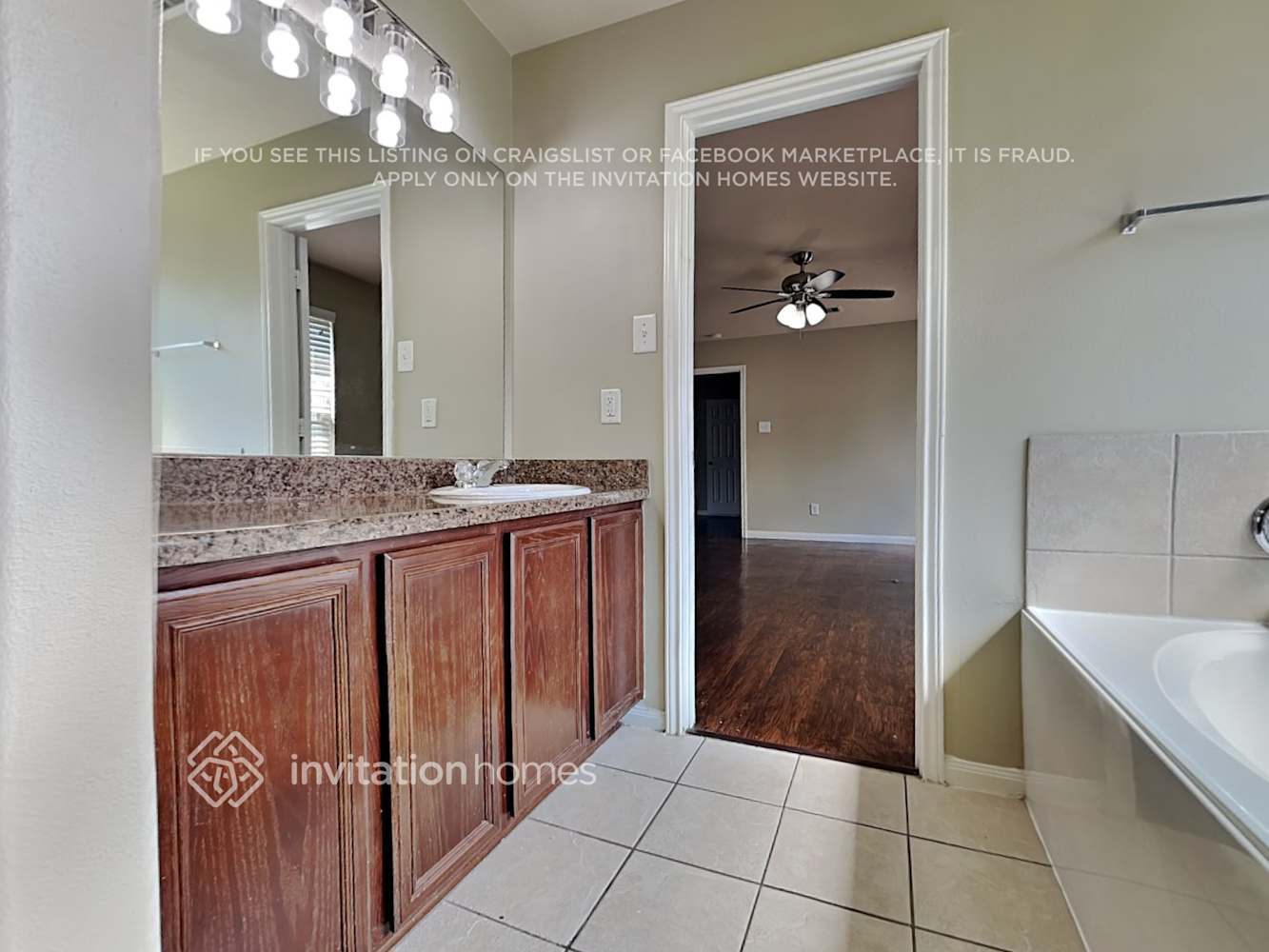 Building Photo - 19239 Canaras Ct