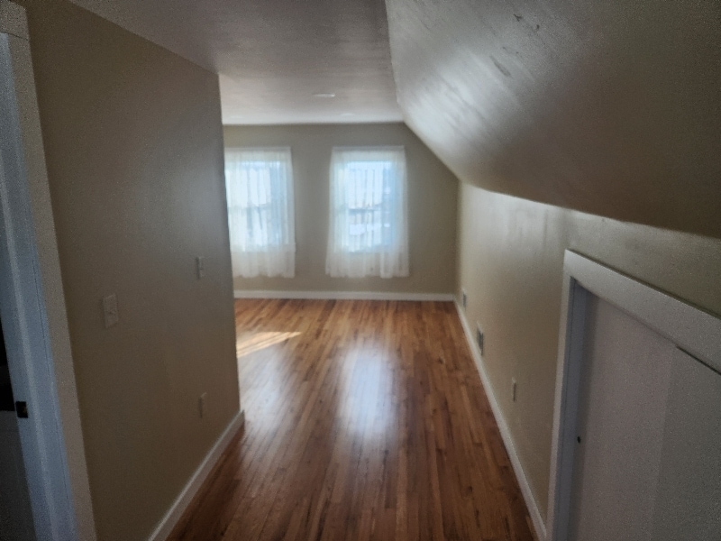 Building Photo - W5725 Ralph Rd