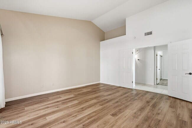 Building Photo - 1365 N Diane Cir