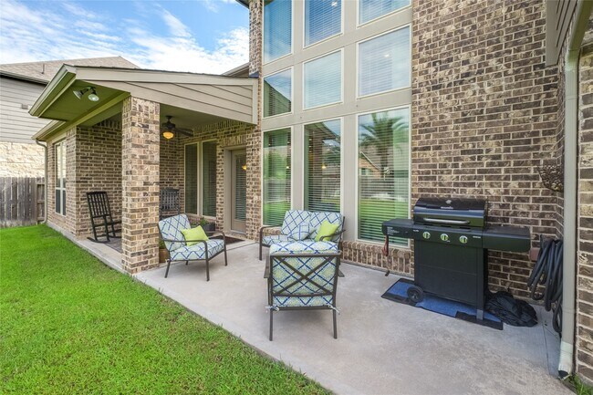 Building Photo - 27707 Lodgemist Ct