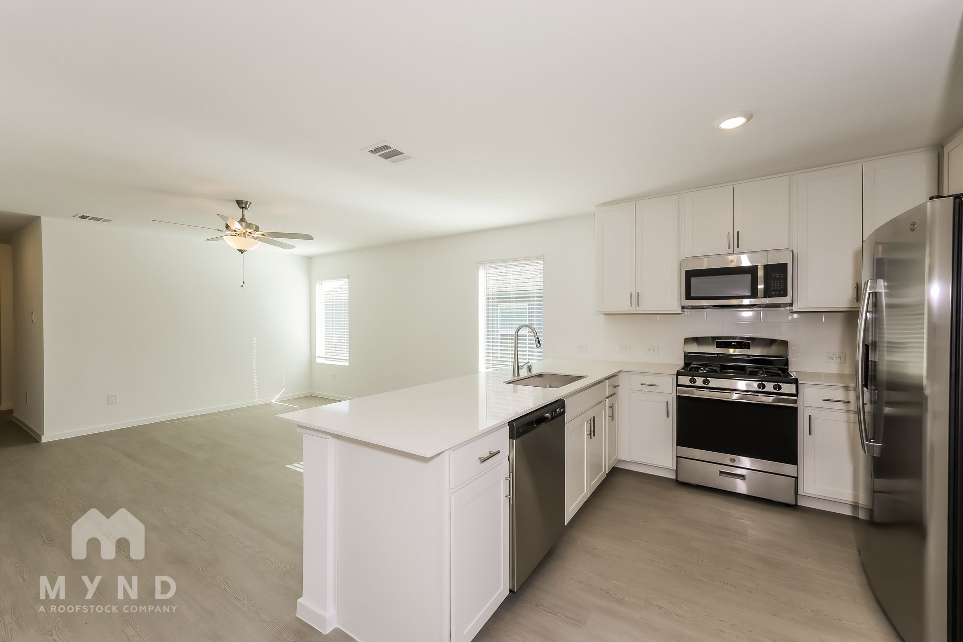 Building Photo - 2760 Ctr Crk Ln