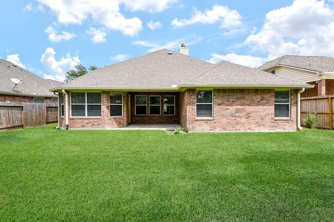 Building Photo - 2318 Appian Way