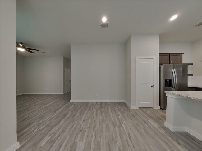 Building Photo - 22715 Terrazzo Dr