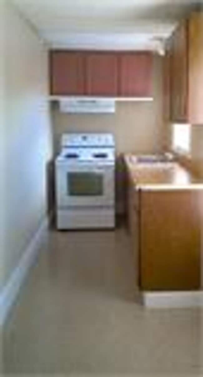 Building Photo - 175 Marlboro St