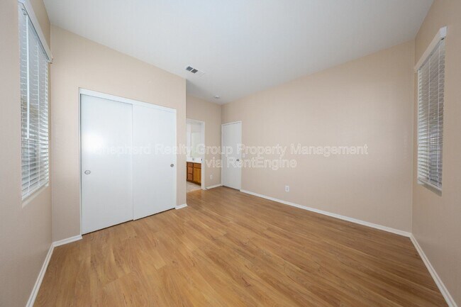 Building Photo - 2985 Breezy Meadow Cir