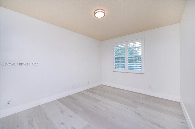 Building Photo - 1381 NW 144th Ave