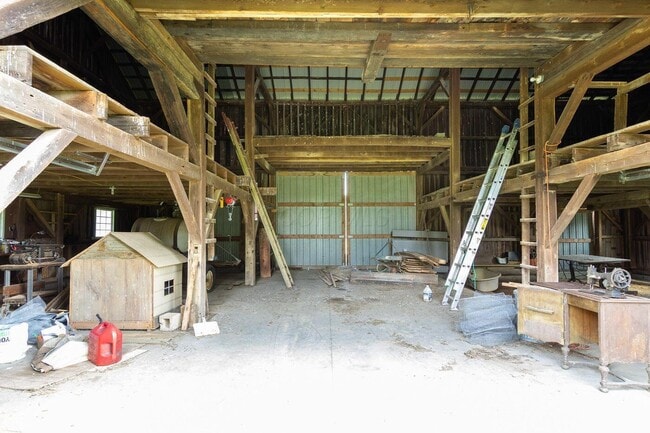 Building Photo - 5565 Stringtown Rd NW