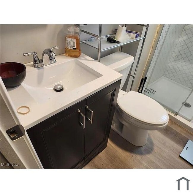 Building Photo - 3517 E 44th St