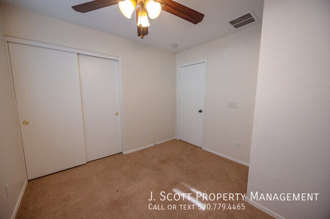 Building Photo - 2174 W Kristina Ave