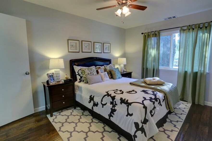 Master Bedroom - 373 DAYTON AVE