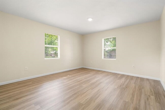 Building Photo - 4726 Angleton St