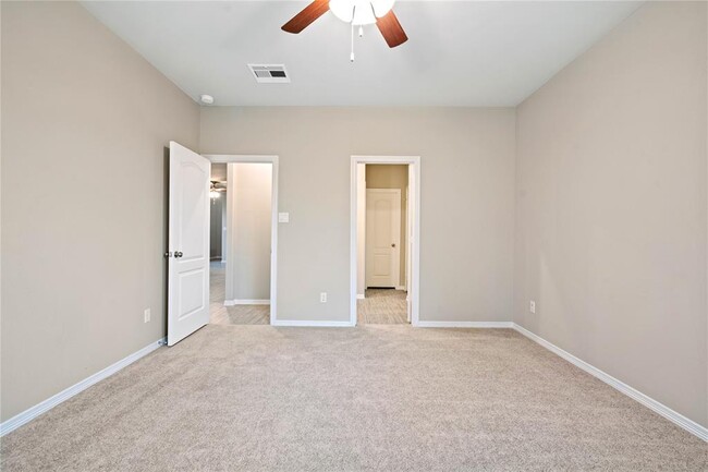 Building Photo - 10714 CATCLAW Ct