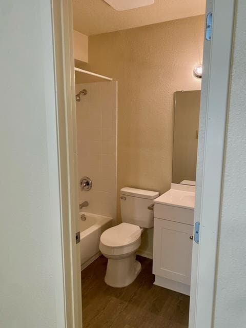 Building Photo - 5300 Atascosa Dr