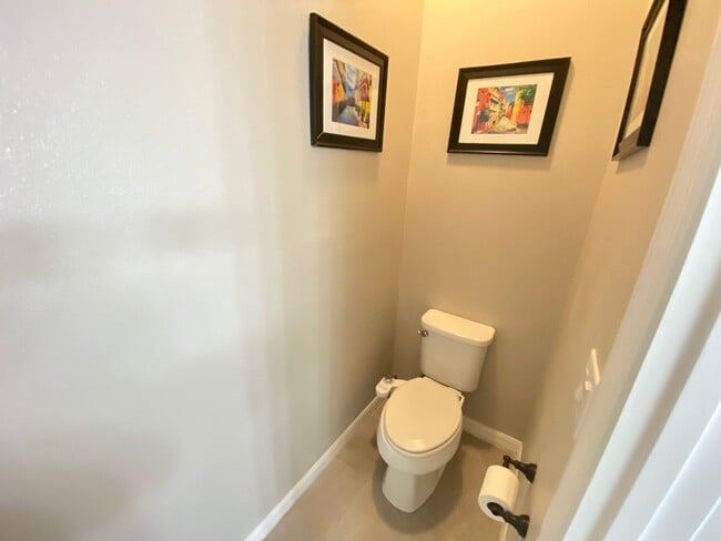 Building Photo - 3Bdrm 2.5 Bath 2-Car garage ---- Tapestry ...