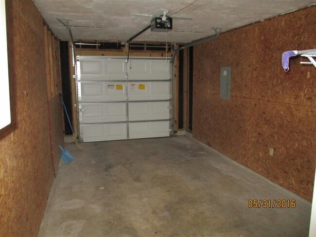 Building Photo - 2666 Faversham Dr