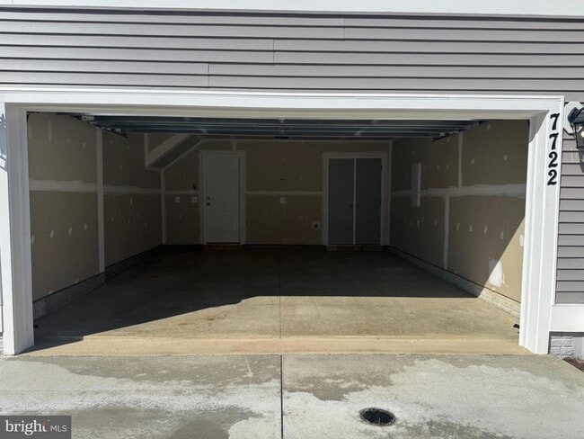 Building Photo - 7722 Harlow Cir