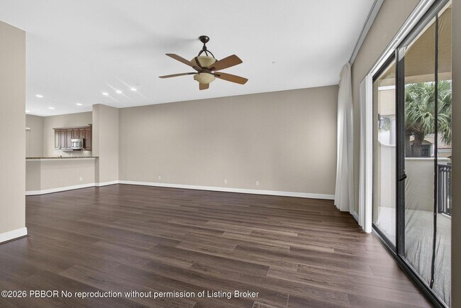 Building Photo - 803 del Sol Cir