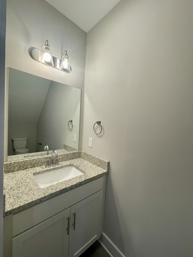 Building Photo - 45 High St