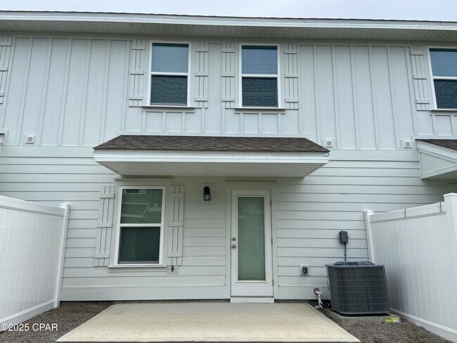Building Photo - 1606 Caleigh Ct