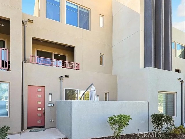 Building Photo - 132 Cadence