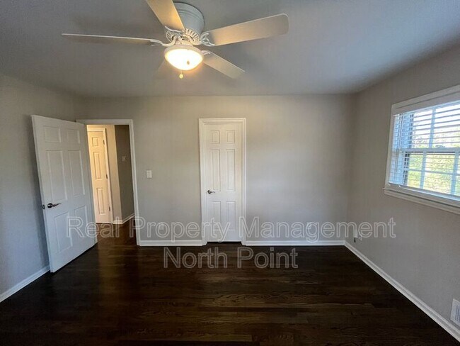 Building Photo - 3434 Palace Ct