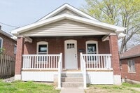Building Photo - 1305 Cottage Ln