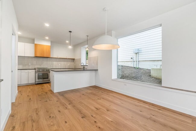 Building Photo - Brand New Construction! 2 Bedroom 2.5 Bath...