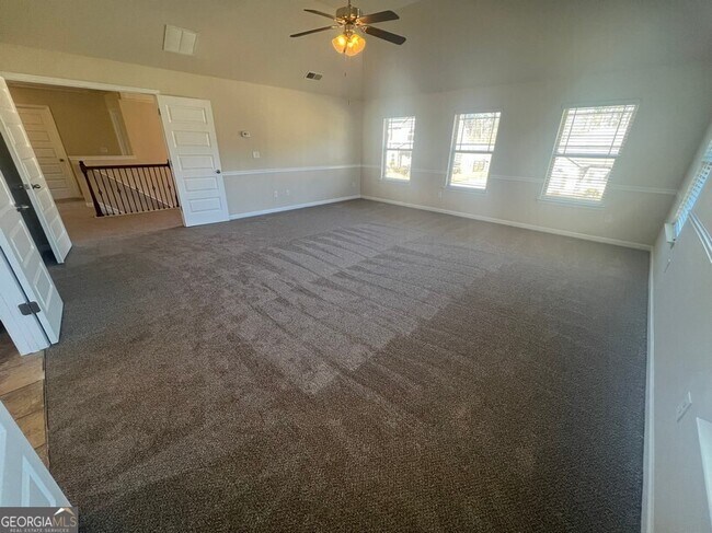 Building Photo - 130 Silver Peak Dr