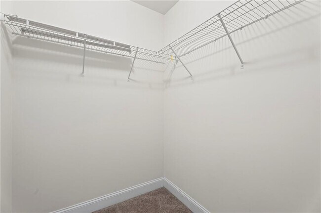 Building Photo - 165 Regency Pl