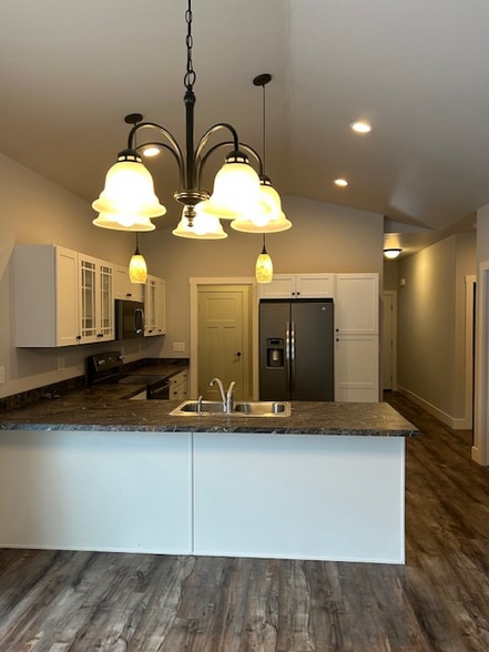 Building Photo - 362 Mountain Vista Way